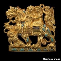 یک پارچه از آثار باستانی طلایی باختری