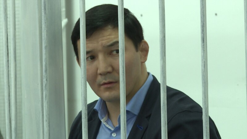 Казакстан кармаган депутат Бишкекте бошотулду