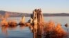 Озеро Mono Lake, Калифорния. Вода озера имеет высокую концентрацию мышьяка. И пригодно для жизни?