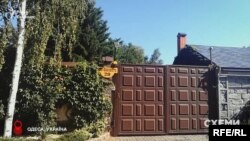 Володіння Віктора Гушана розташовані і під Одесою – на території закритого містечка «Совіньйон»