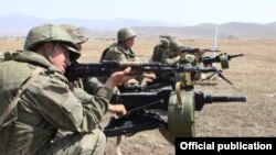 Armenia - Russian troops hold exercises in Shirak province, 28Aug2014.