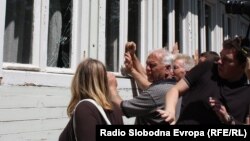 Протест за поддршка на изградба на црква Св. Констатин и Елена во Скопје.