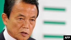 Јапонскиот министер за финансии Таро Асо 