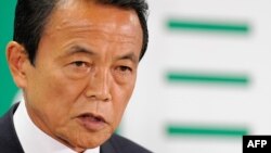 Јапонскиот министер за финансии Таро Асо 