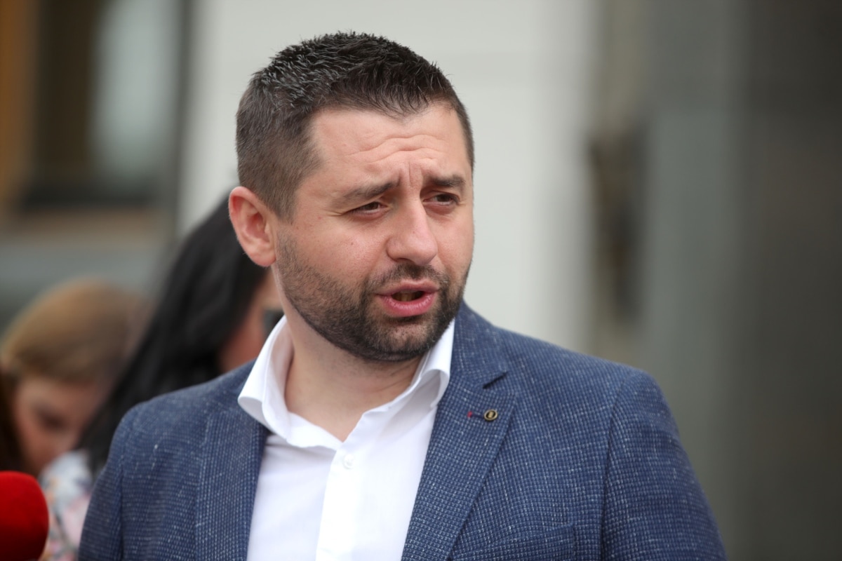 Арахамія підтвердив зустріч «Слуги народу» з Корецьким – обговорили його бачення роботи Кабміну