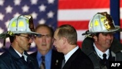 Владимир Путин первым из мировых лидеров 11 сентября 2001 года позвонил Джорджу Бушу и предложил ему союз