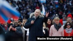 Владимир Путин на митинге в свою поддержку