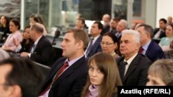 Татар конгрессының VI корылтае делегатлары арасында Башкортстан вәкиле Алик Локманов