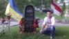 Батьки білоруса-добровольця до останнього не знали, що він воював і загинув на Донбасі