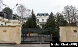 Здание посольства России в Праге