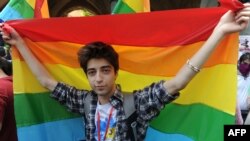 Aktivista za gay prava danas u Tbilisiju 