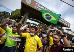В апреле этого года сторонники президента Жаира Болсонару протестовали против ограничительных мер, введенных в связи с эпидемией коронавируса