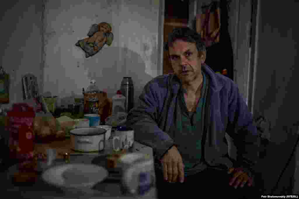 Muskevitch is another resident who faces eviction from his apartment. 