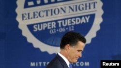 Candidatul republican Mitt Romney vorbind la alegerile primare de „Super Tuesday" la Boston