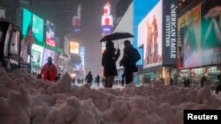 Times Square pod snijegom