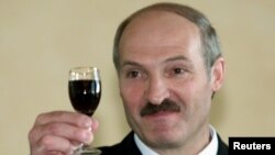 Аляксандар Лукашэнка, 2001 год