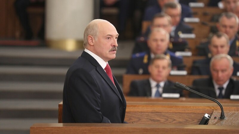 Lukaşenka öz ýyllyk çykyşynda Günbatary we Orsýeti ýazgardy