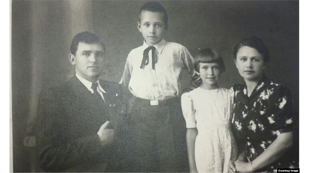 Семья Рамуте Скучайте до депортации в Сибирь