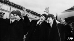 "Битлз" в аэропорту Нью-Йорка, 7 февраля 1964 года