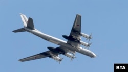 Russiýanyň strategiki TU-95 uçary (arhiw suraty)