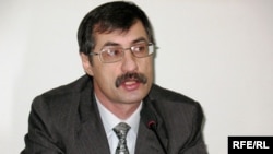 Правозащитник Евгений Жовтис. Алматы, 14 января 2009 года.