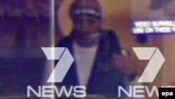 15-го же декабря заложники были захвачены и в кафе в Сиднее (Австралия).