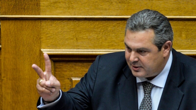 Каменос: Независни Грци нема да гласаат за доверба на Владата