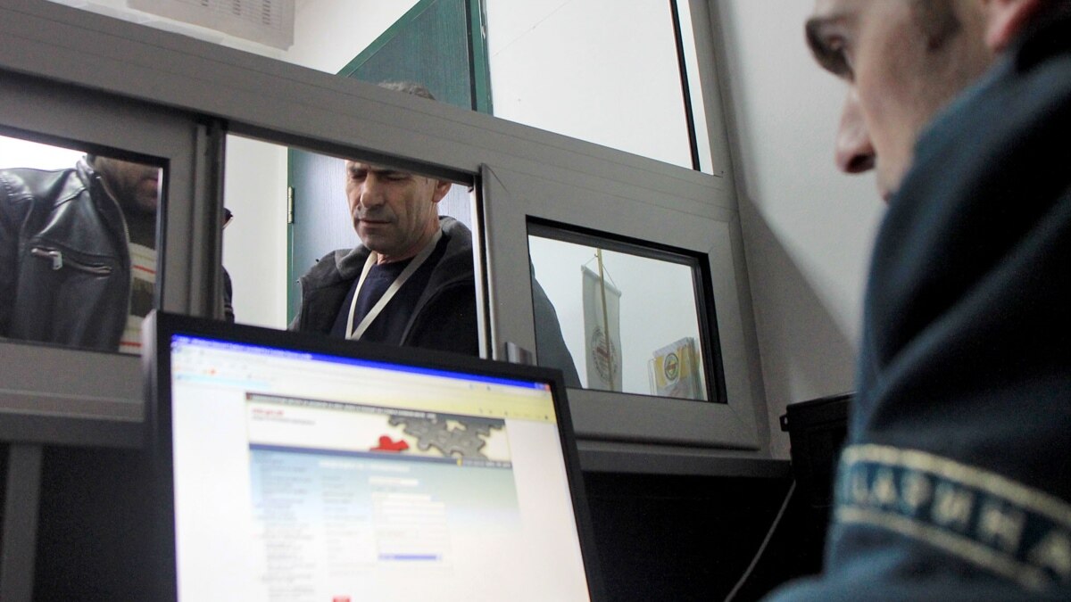 E1740CEE-5BDF-4BB1-B07F-8328AFEC6E0C_cx0