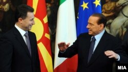 Италијанскиот премиер Силвио Берлускони му предложил на Груевски да се снимаат репортажи, преку кои италијанските бизнисмени ќе дознаат за можностите да се инвестира во Македонија