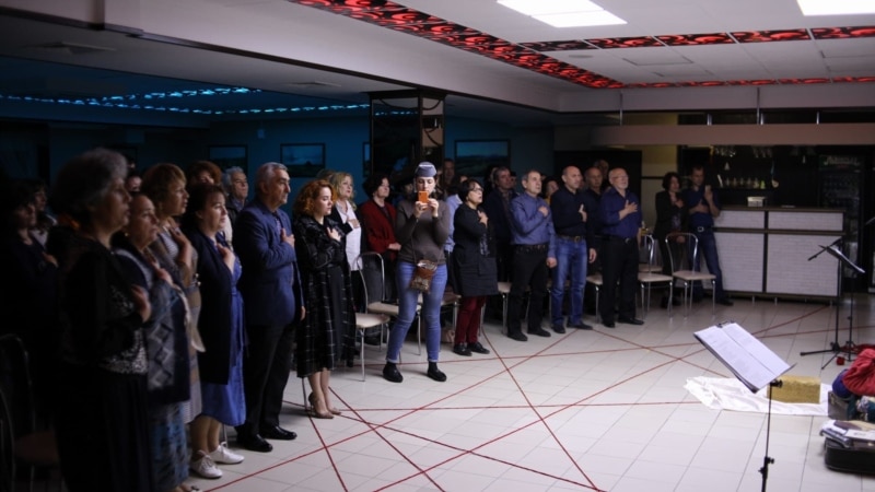 В Симферополе провели поэтический спектакль ко Дню памяти жертв депортации крымскотатарского народа