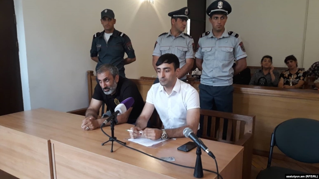 Арарат Хандоян освобожден условно-досрочно Арарат Хандоян освобожден условно-досрочно