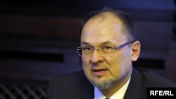 Евро-пратеникот Јелко Кацин.