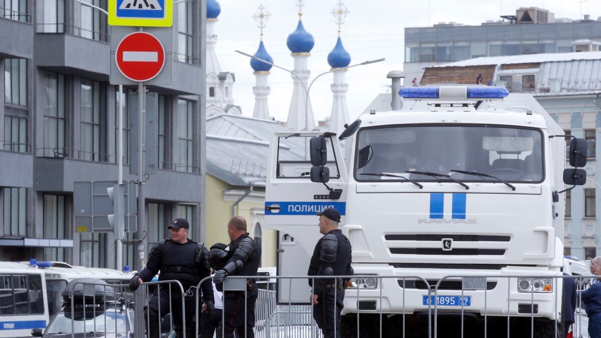 Росгвардия закупила два автомобиля с лазерной установкой для разгона  митингов