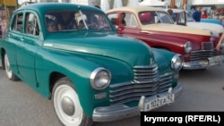 Виставка ретроавтомобілів у Севастополі