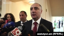 Armenia - Sasun Khachatrian, chief of the Special Investigative Service, talks to journalists, Yerevan, 13Oct2018