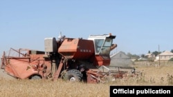 Armenia - Wheat harvesting in Gegharkunik province.