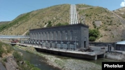 Armenia - A hydroelectric plant on the Hrazdan river, 21Jun2006.