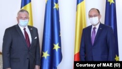 Ambasadorul SUA la București, Adrian Zuckerman, și ministrul român al Afacerilor Exerne, Bogdan Aurescu