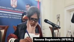 Tara Gandi Batačardži, unuka indijskog vođe Mahatme Gandija, na promociji svoje knjige u Beogradu 