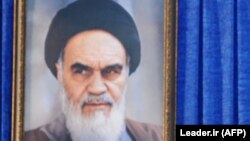 ایت الله خمیني