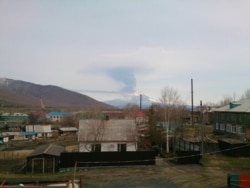 The Tolbachik volcano erupts in Kamchatka in 2014.