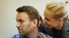 Навальный отсудил у "Лайфа" гонорар за свое видео с отдыха во Франции