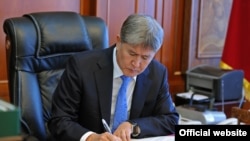 Kyrgyzstan - Almazbek Atambaev, Kyrgyz president, 06Sep2012