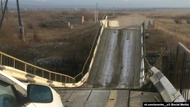 Обрушившийся мост в Бурятии