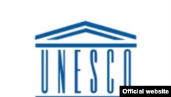 ЮНЕСКО ұйымының белгісі.