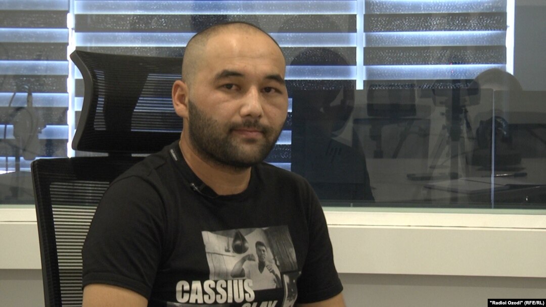 Бірге бақытты сериалдағы жалаңаш Юлия Захарова