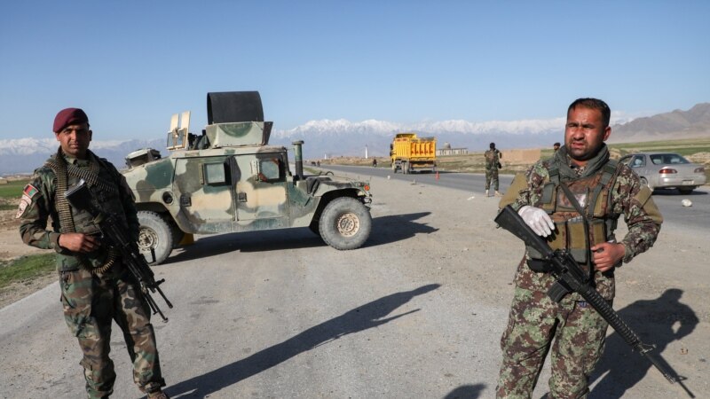При оружен напад во Кабул загина претседателски гардиста 