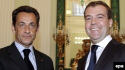 Can the EU do better in holding Russia to account that it did in 2008, when then-French President Nicolas Sarkozy (left) and his Russian counterpart, Dmitry Medvedev, agreed to end the fighting between Russia and Georgia.