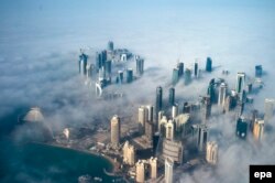 Панорама Дохи – фото с самолета