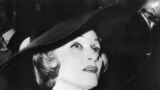 Marlene Dietrich (27 decembrie 1901, Berlin-Schöneberg – 6 mai 1992, Paris).